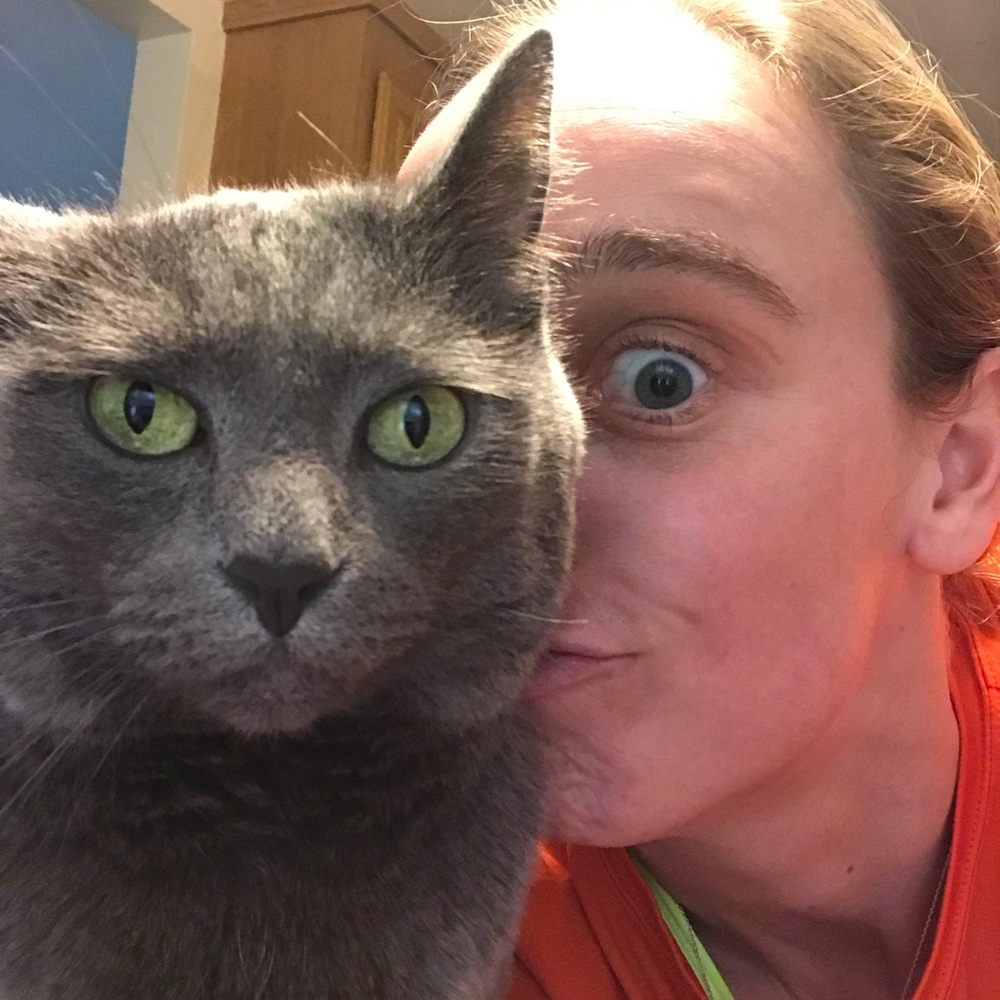 Meet your Posher, Claudia